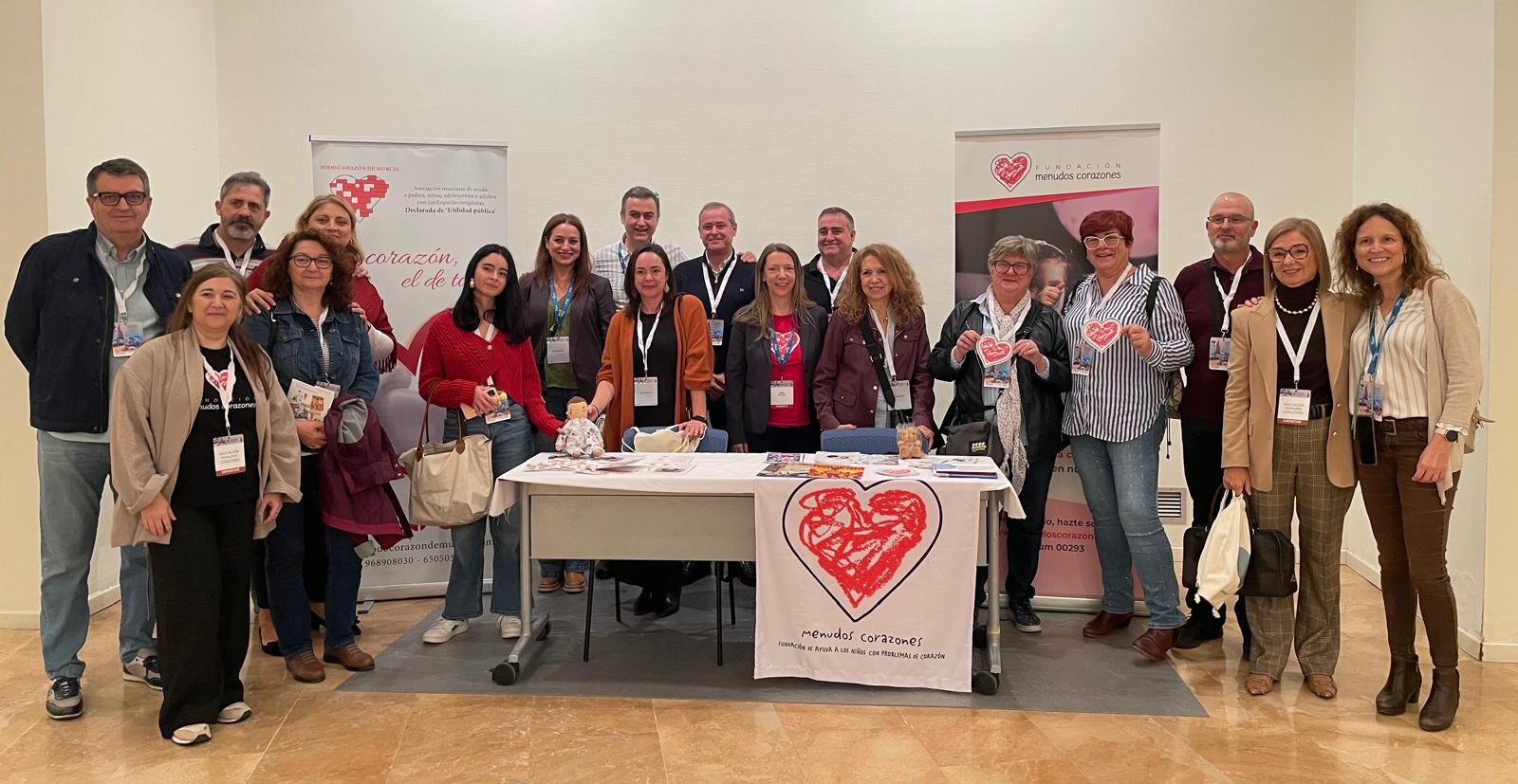 Mesa informativa de Menudos Corazones en el 15 Congreso Nacional de la SECP